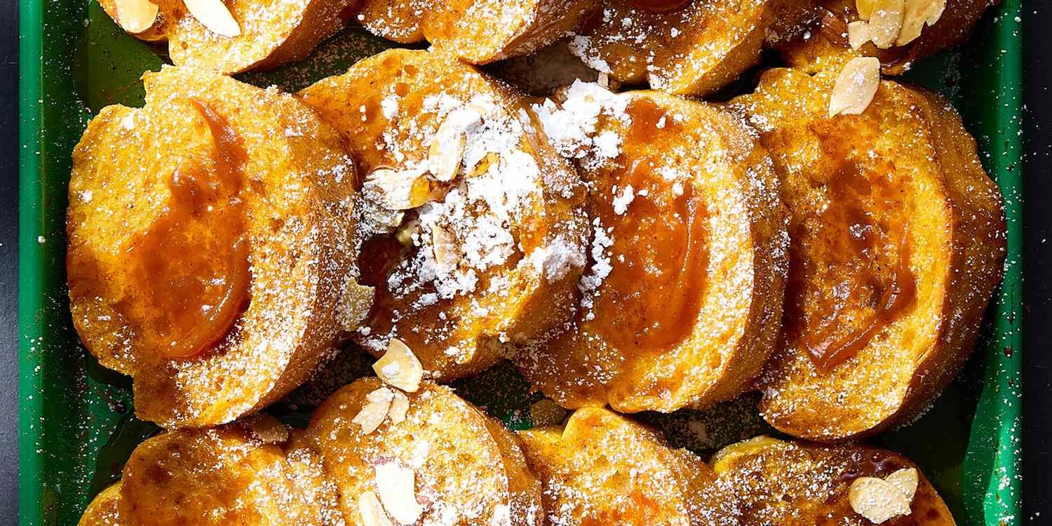 Sheet Pan Pumpkin-Spice French Toast Recipe
