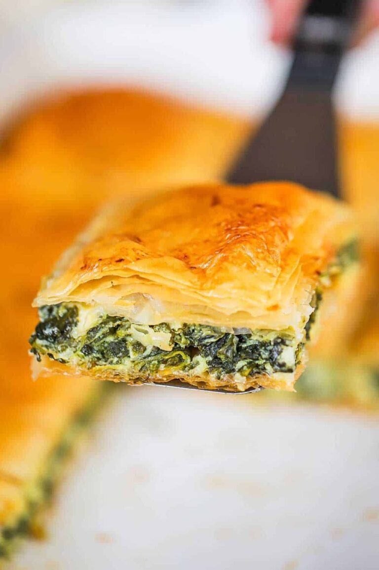 Spanakopita (Greek Spinach Pie)