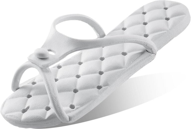 Lightweight sandals for travel