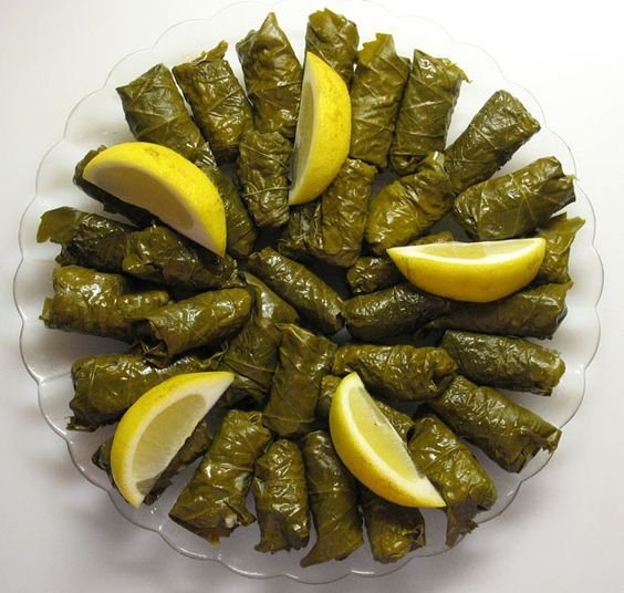 Lebanese Rolled Grape Leaves (Warak inib mishwee)