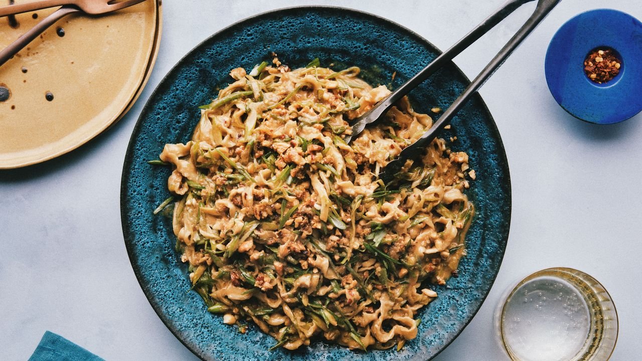 Spicy Cashew Scallion Noodles Recipe