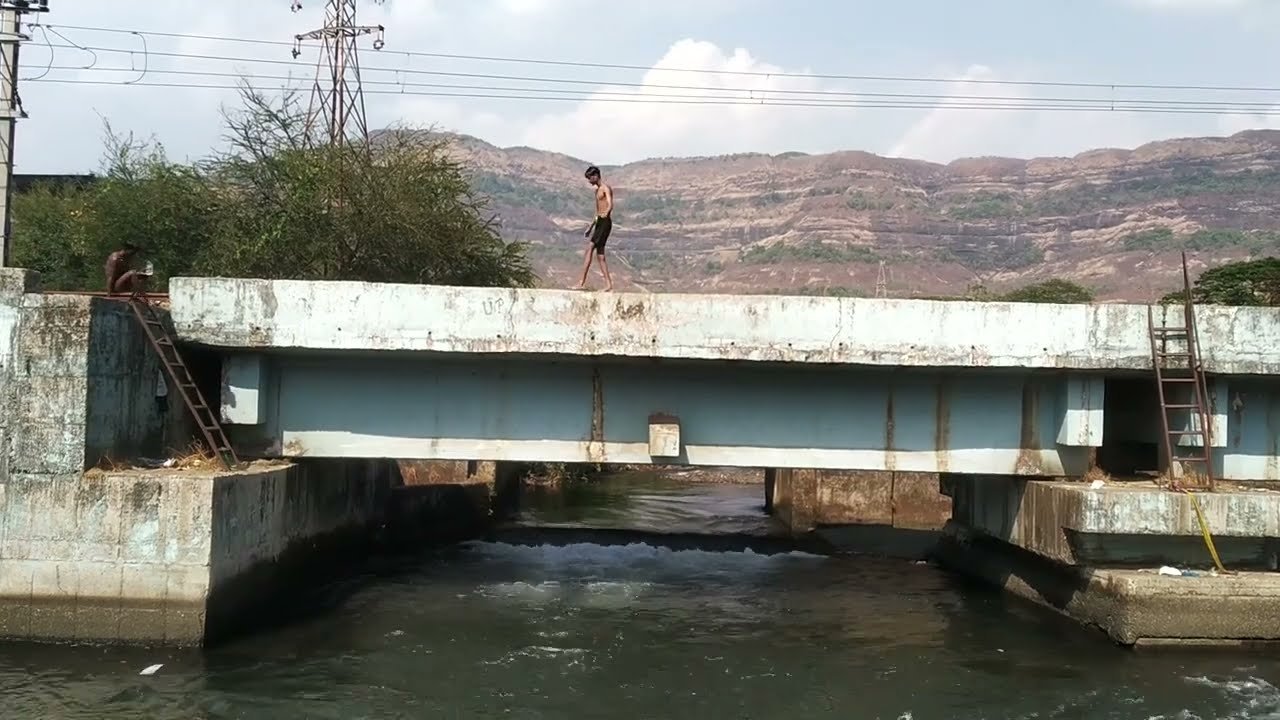 Train travel: Regional Rail Lines