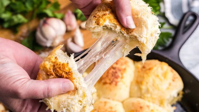 Cheesy Garlic Butter Pull Apart Rolls