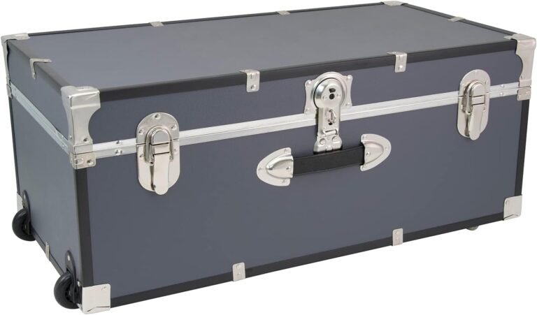Travel trunk with wheels