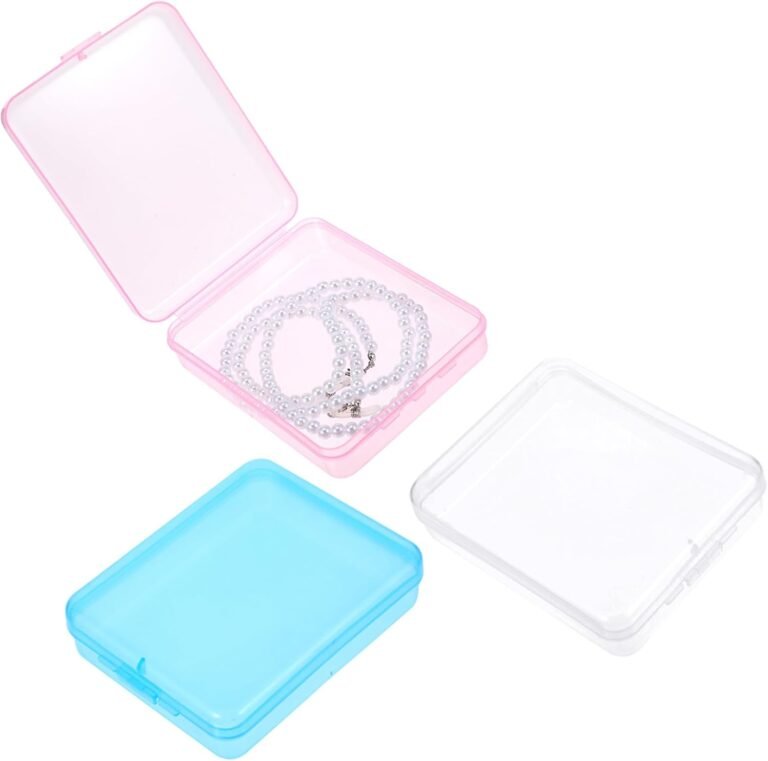 Cotton swabs and pads travel pack