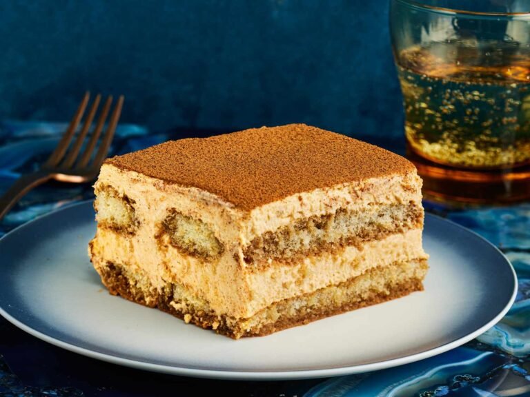 This Creamy Pumpkin Spice Latte Dessert Tastes Like Fall in a Dish