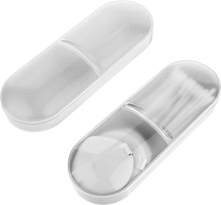 Cotton swabs and pads travel pack