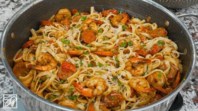 Italian Food Fettuccine Alfredo