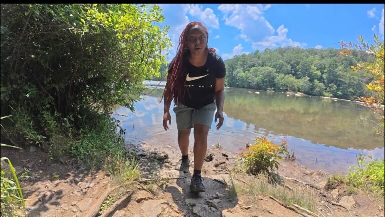 solo travel: Solo Backpacking