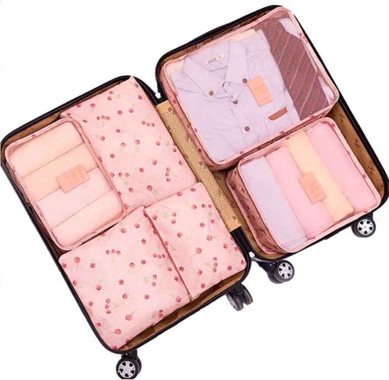 Packing cubes for travel