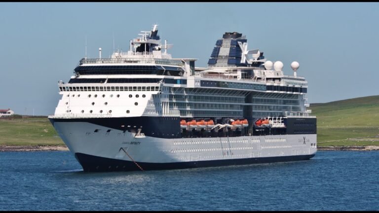 Ship travel: Small Ship Cruises