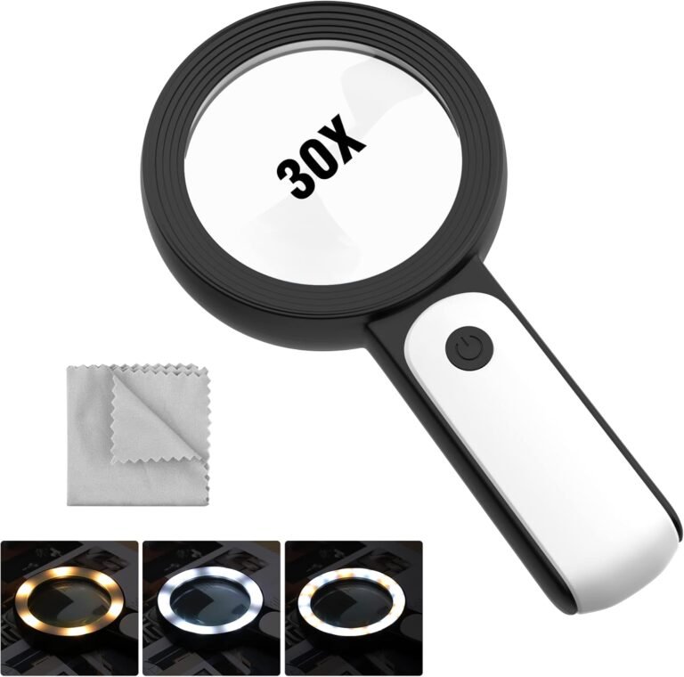 magnifying glass with light