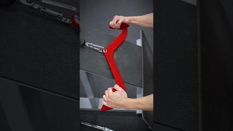 Adjustable knee braces