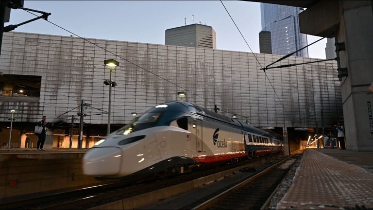 Train travel: Train Station Services