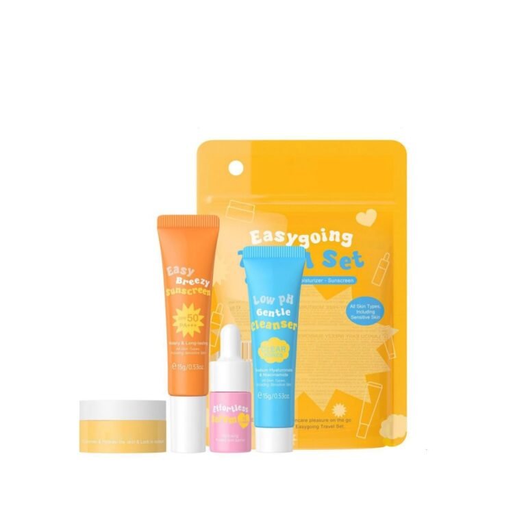 Compact skincare set