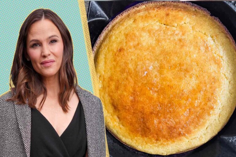 Jennifer Garner’s Cornbread Is Quick, Easy, and Stress-Free