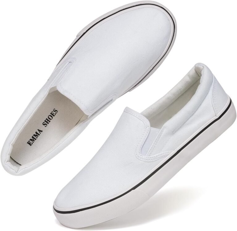 Lightweight canvas shoes