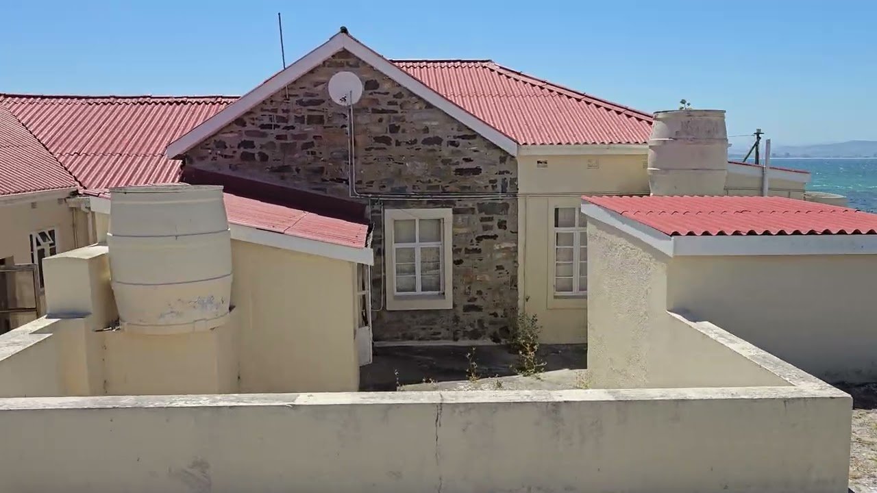 Island travel: Luxury Villas