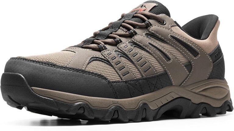 Durable trekking shoes