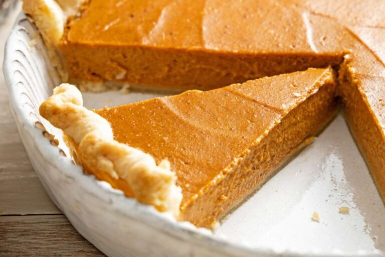 This 1-Ingredient Upgrade for Better Pumpkin Pie Is So Easy