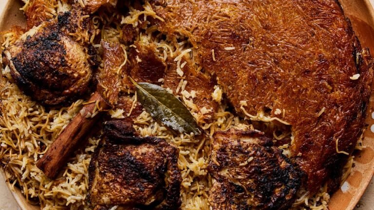 Vermicelli Chicken and Rice With Cardamom and Cinnamon