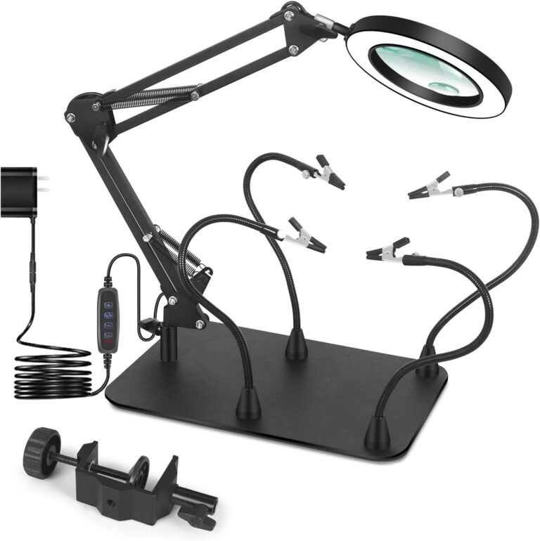 magnifying glass with light