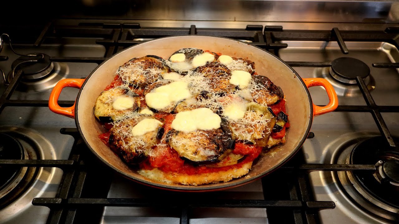 Italian Food Eggplant Parmesan