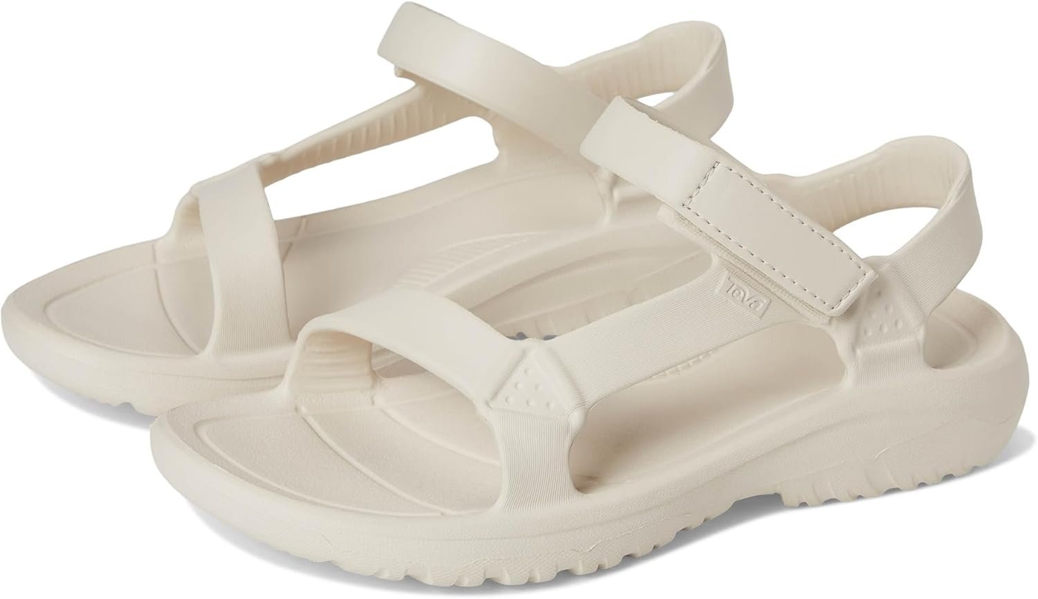 Lightweight sandals for travel