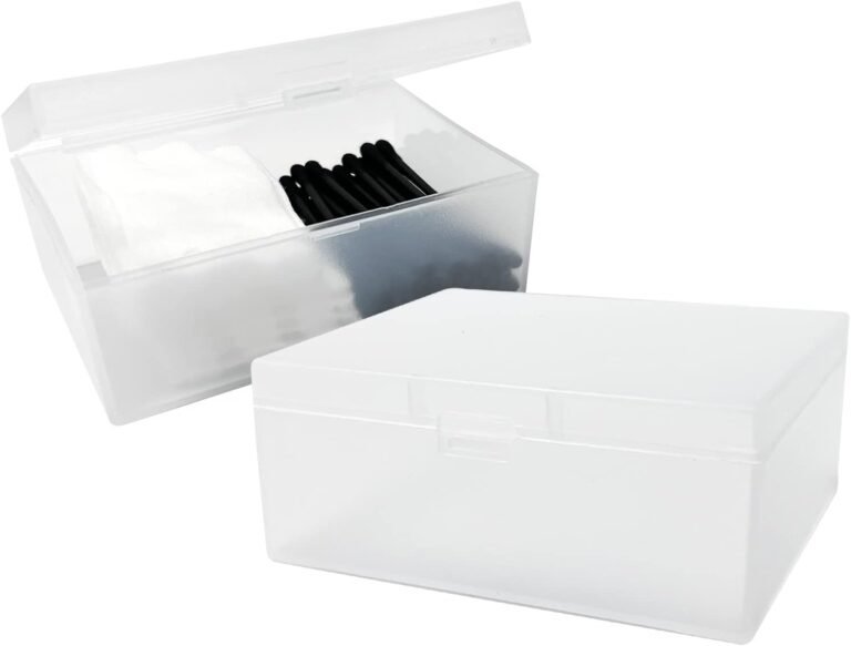 Cotton swabs and pads travel pack