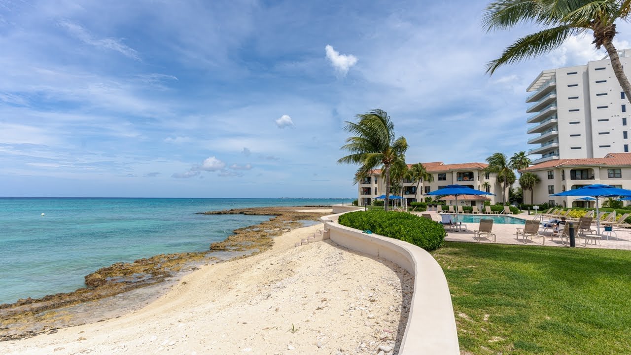 Island travel: Beach Villas