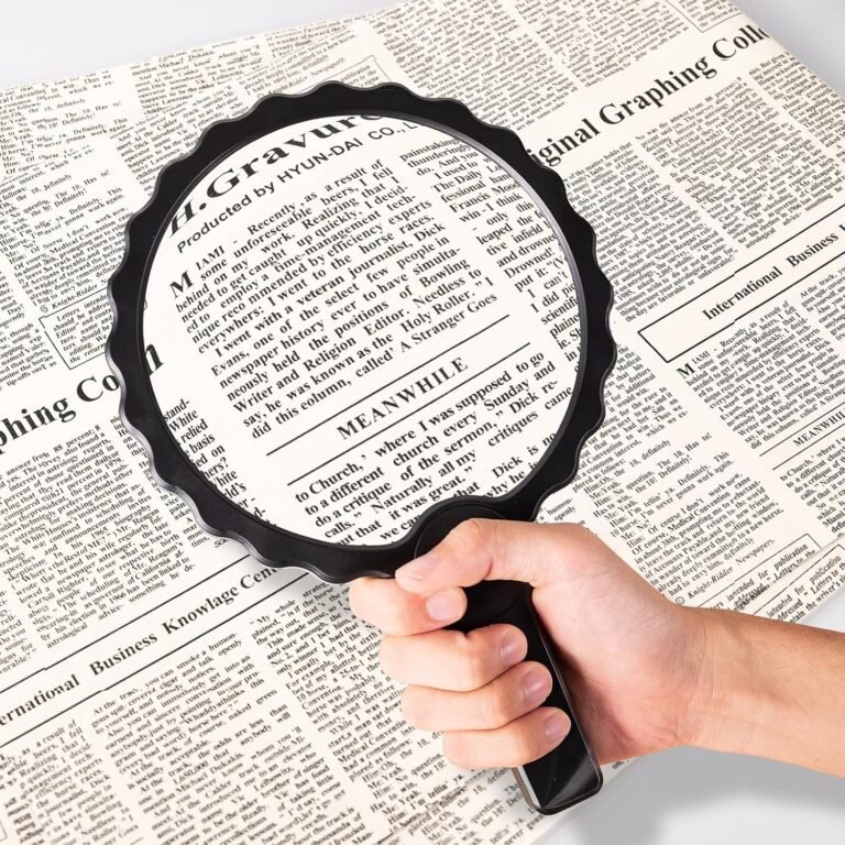 handheld magnifiers