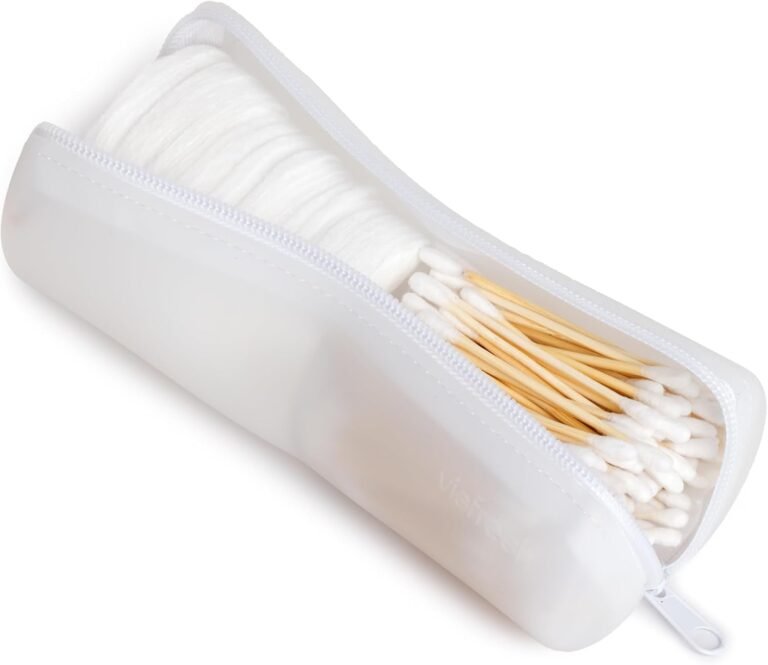 Cotton swabs and pads travel pack