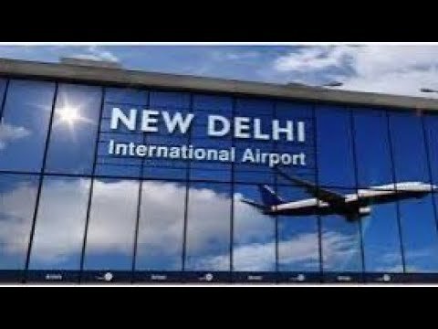 Airplane travel: Airport Shopping