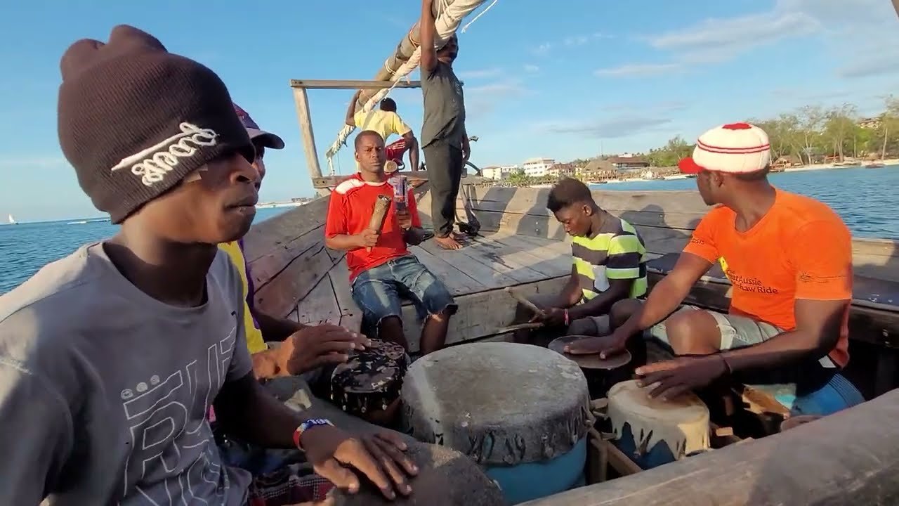 Island travel: Sunset Cruises