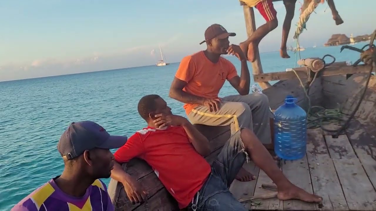 Island travel: Sunset Cruises