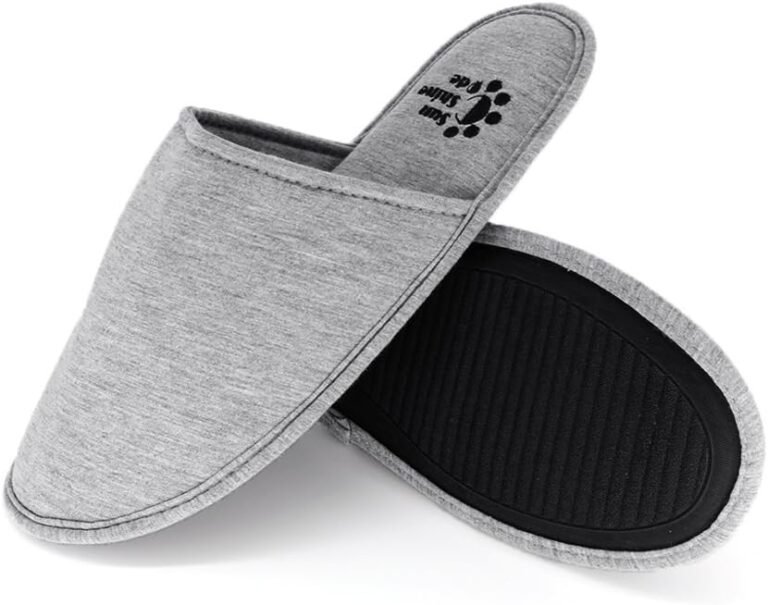 Travel slippers for hotels