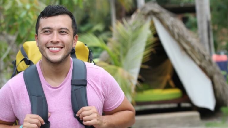 Island travel: Island Hopping