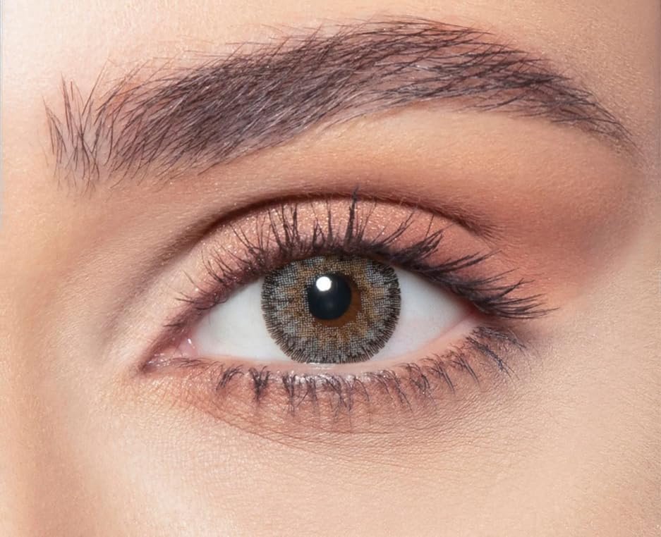 colored contact lenses