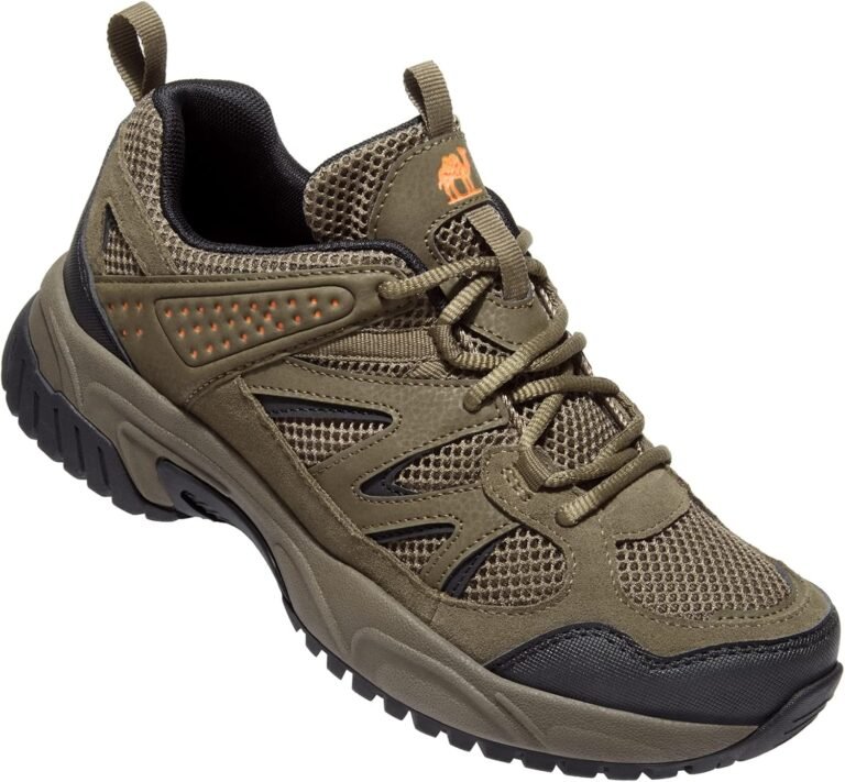 Durable trekking shoes