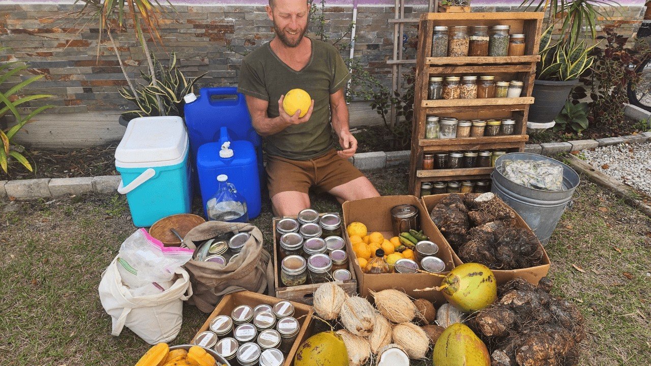 Travel and food Sustainable food