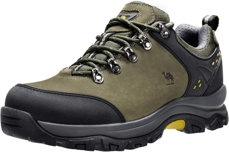Durable trekking shoes