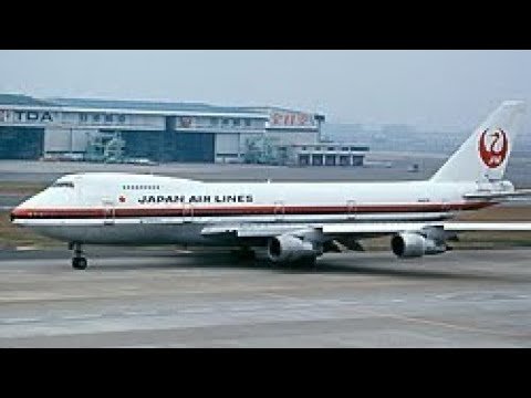 Airplane travel: Flight Paths