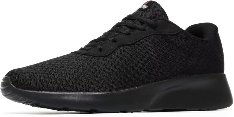Breathable mesh shoes