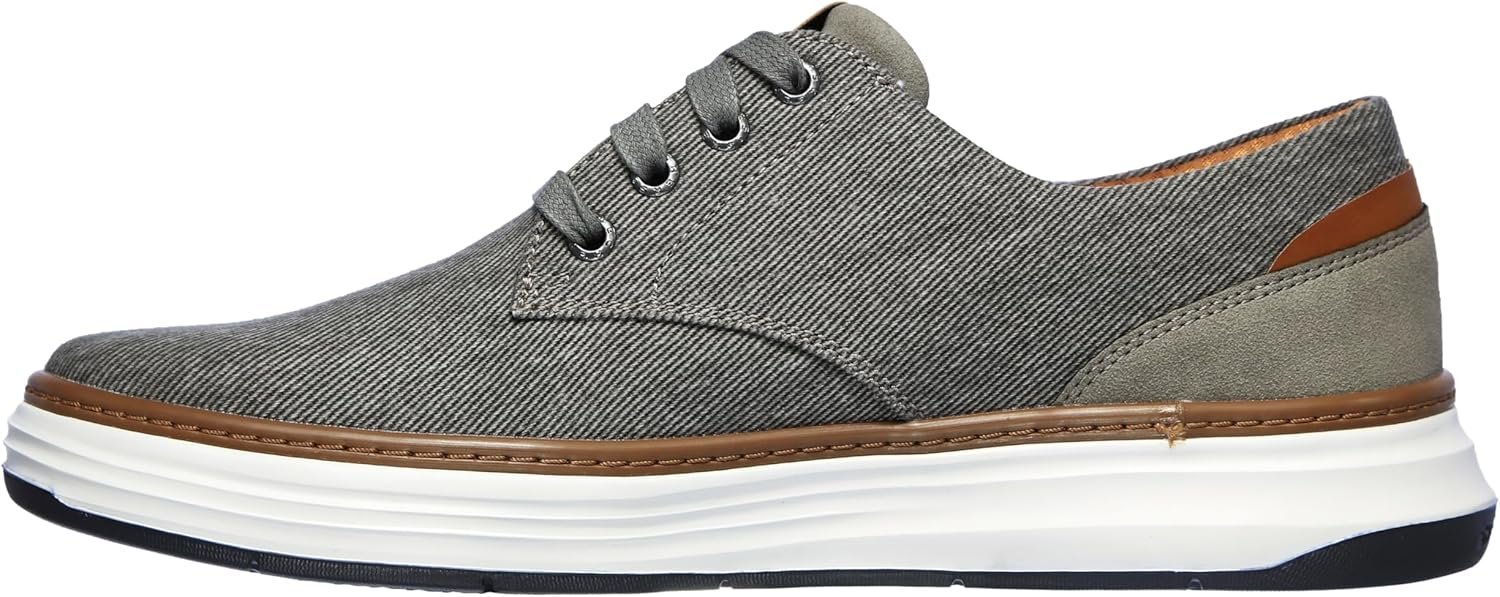 Lightweight canvas shoes