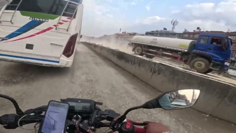 Motorcycle Street food motorcycle rides