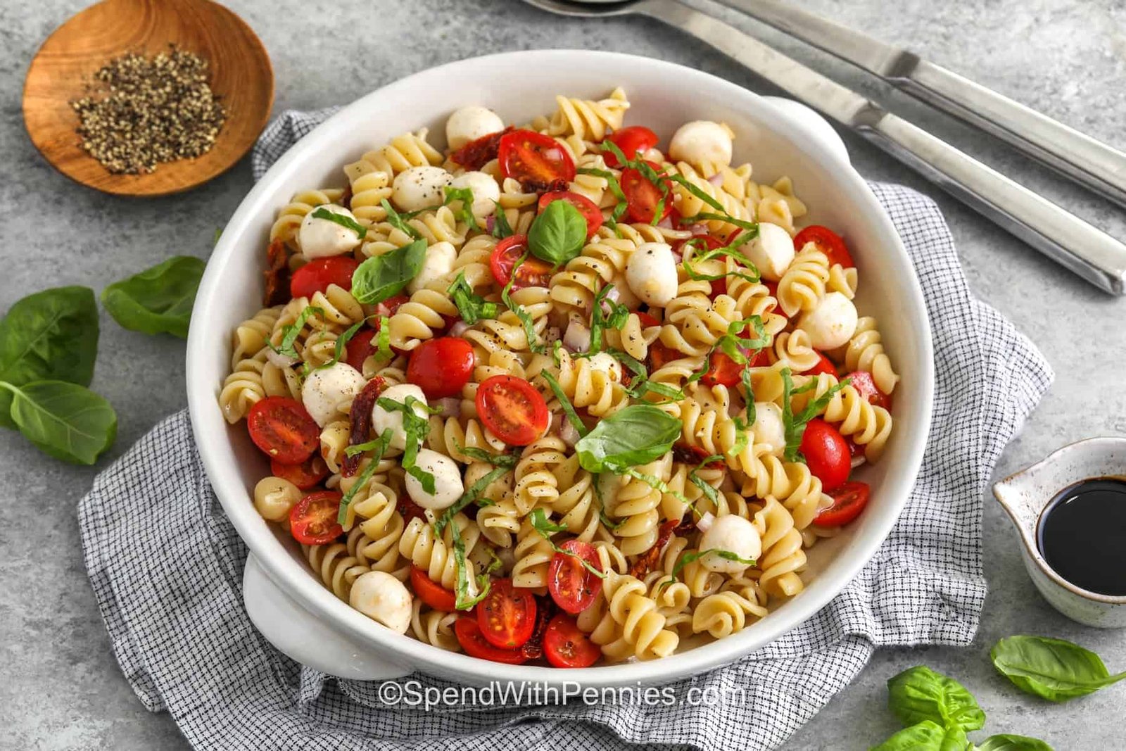 Caprese Pasta Salad