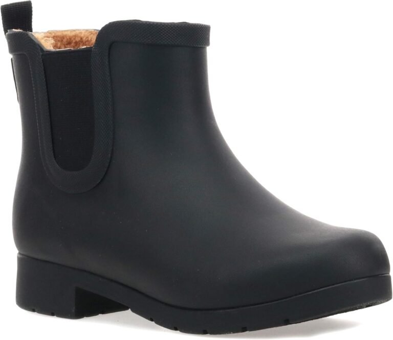 Insulated winter boots
