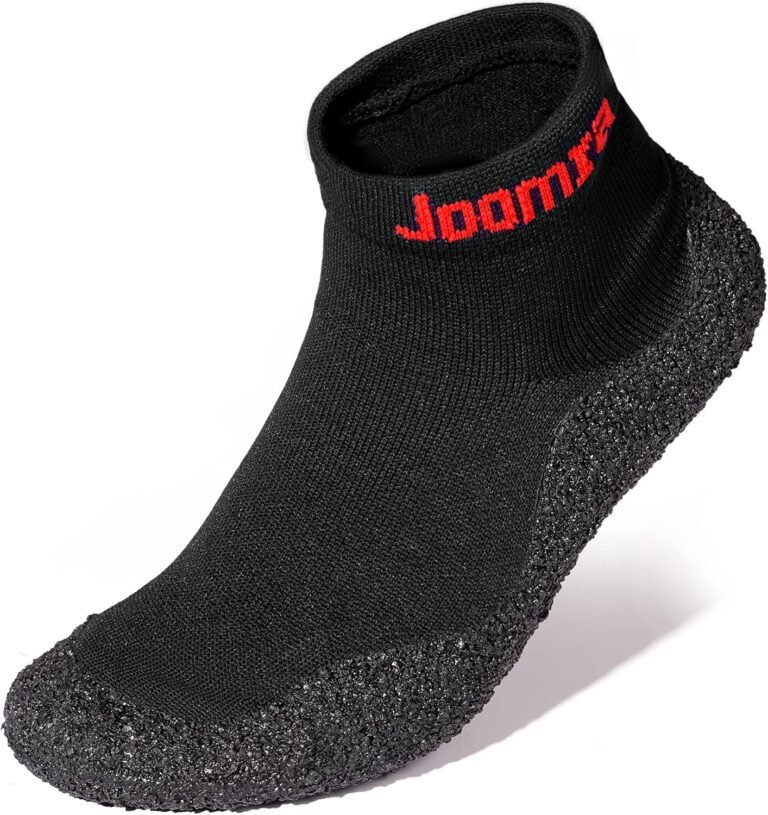 Travel running shoes
