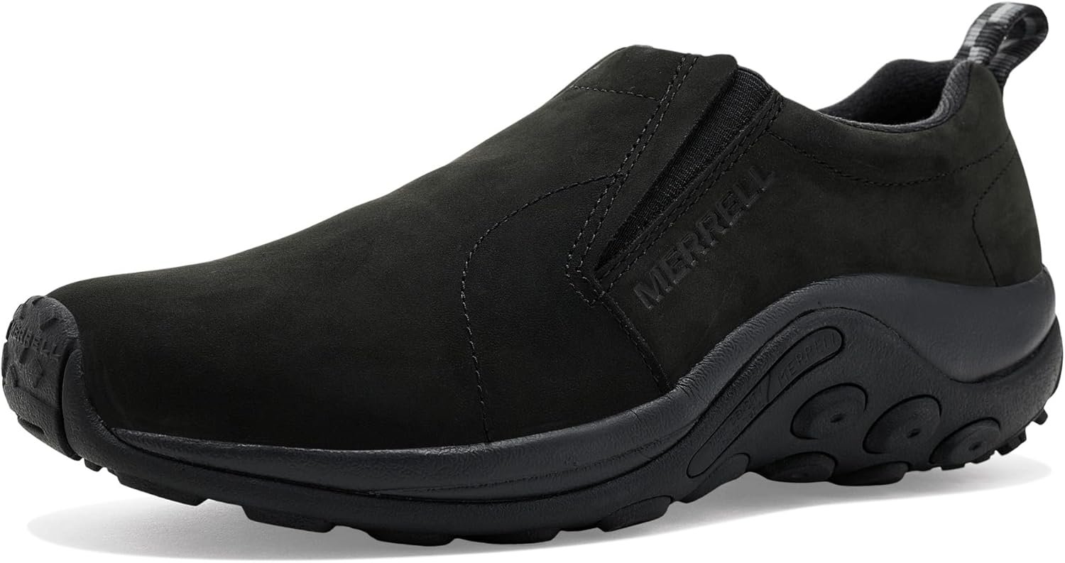 Durable trekking shoes