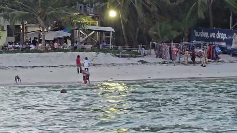 Island travel: Sunset Cruises